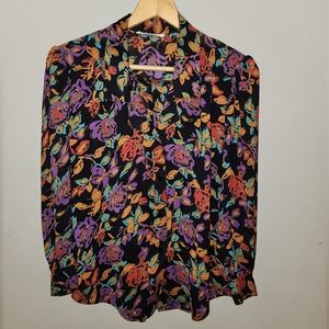 Vintage Shapely Floral Blouse